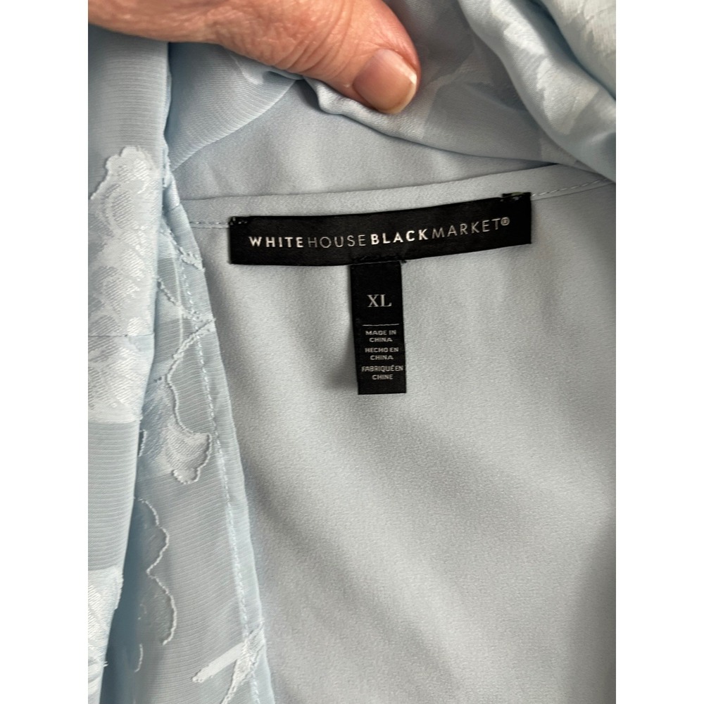 White House Black Market Blouse Womens XL Light Blue Excellent Floral Burn-Out - Picture 5 of 15